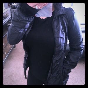Lululemon windbreaker